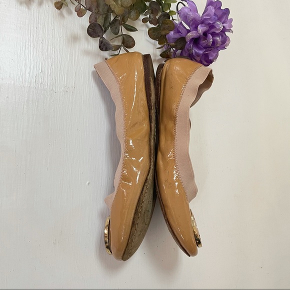 TORY BURCH FLAT SHOES SIZE 6.5 - Picture 4 of 9